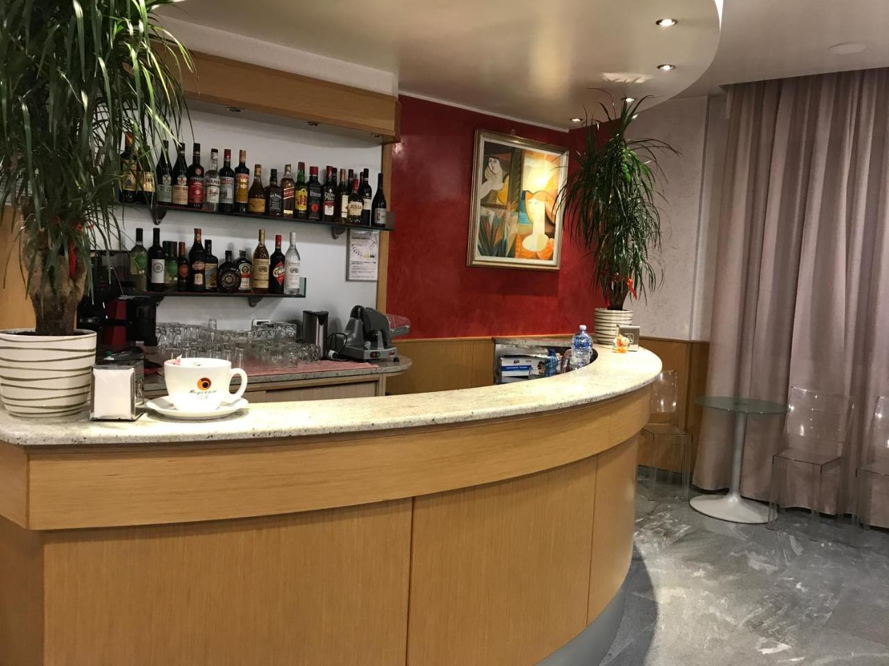 Hotel Parma Milano Dış mekan fotoğraf